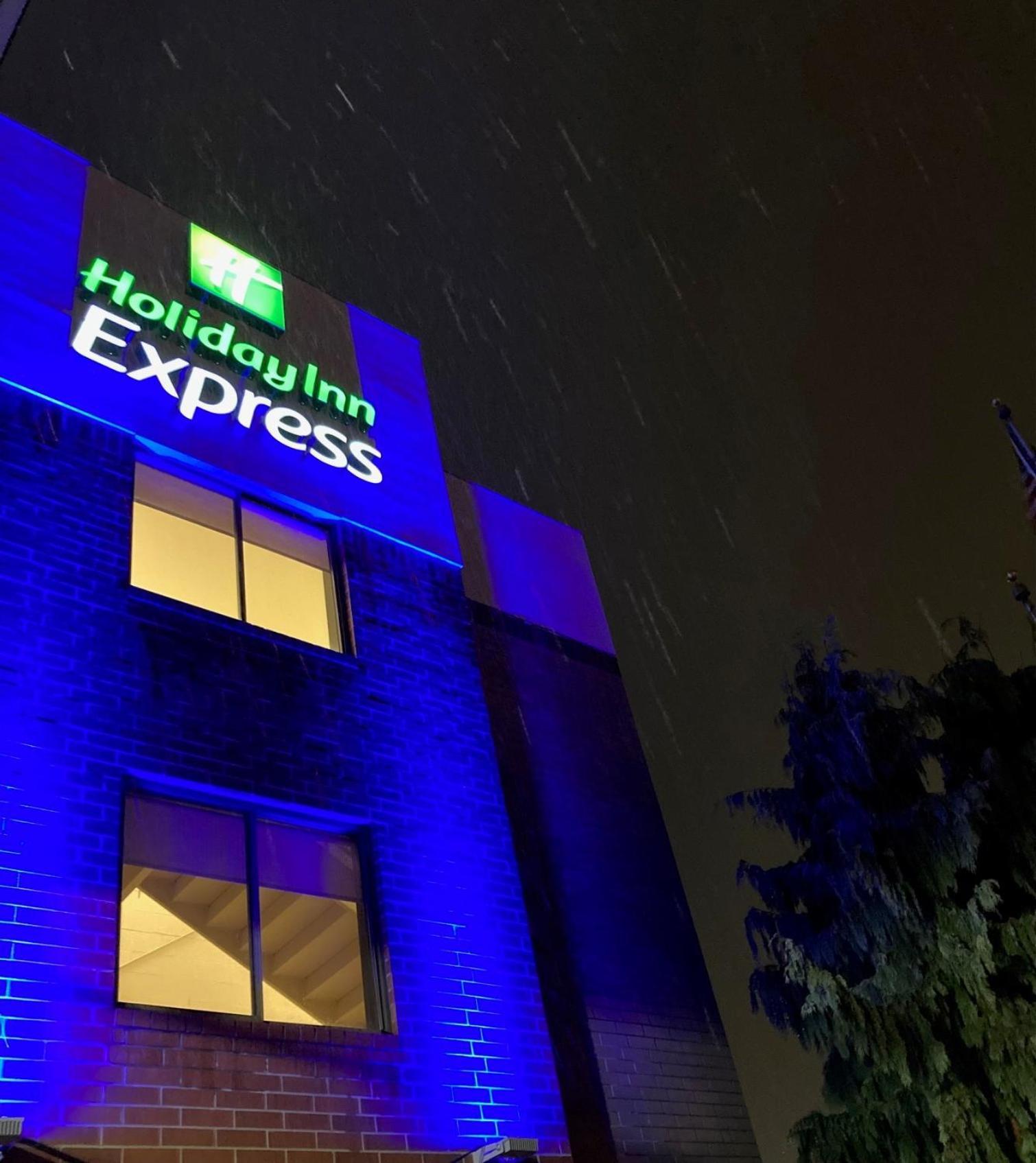 Holiday Inn Express - Akron Nw - Fairlawn, An Ihg Hotel Esterno foto
