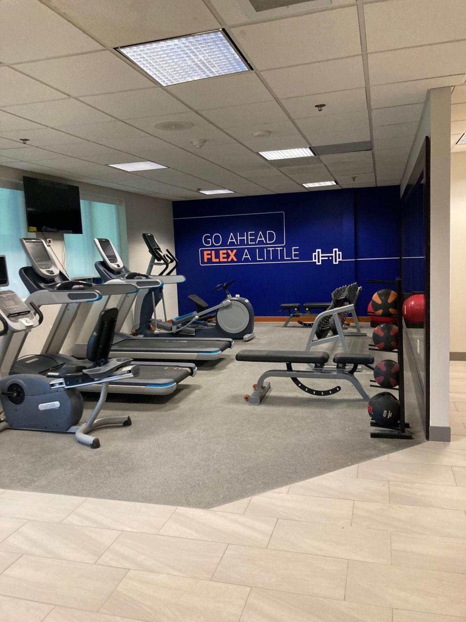 Holiday Inn Express - Akron Nw - Fairlawn, An Ihg Hotel Esterno foto